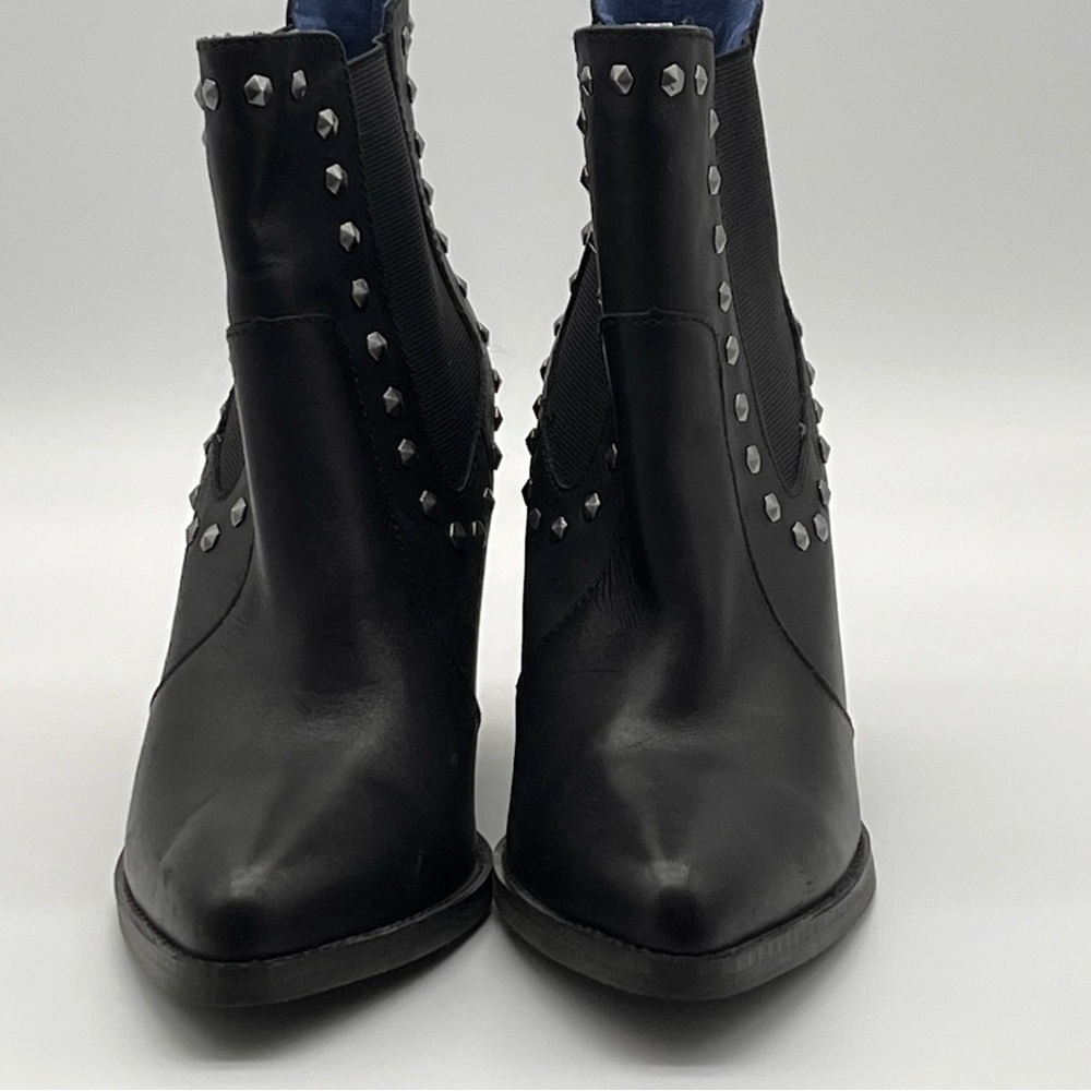 Dingo Black Ankle Boots Stay Sassy Western Cowboy Silver Studs Heeled Womens 10 - Picture 2 of 7
